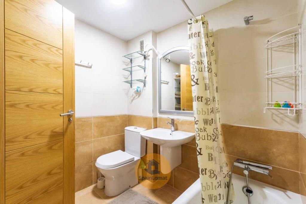 Апартаменти Apartamento Con Amplia Terraza En Фуенхірола Екстер'єр фото