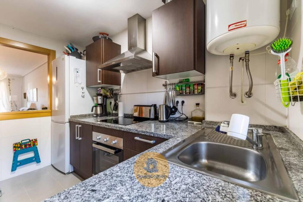 Апартаменти Apartamento Con Amplia Terraza En Фуенхірола Екстер'єр фото