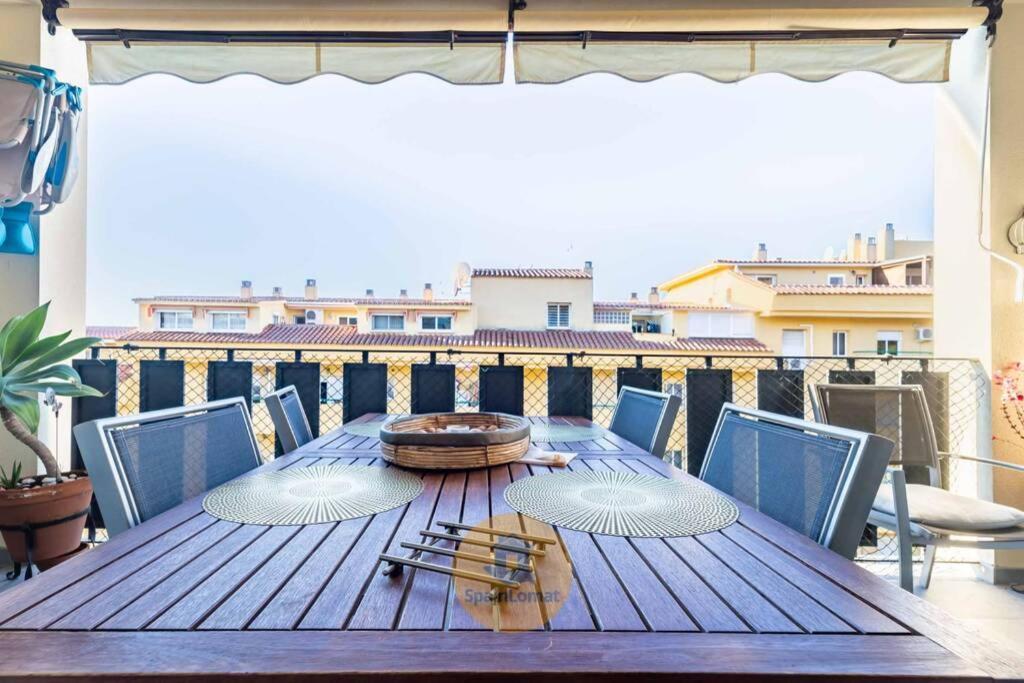 Апартаменти Apartamento Con Amplia Terraza En Фуенхірола Екстер'єр фото
